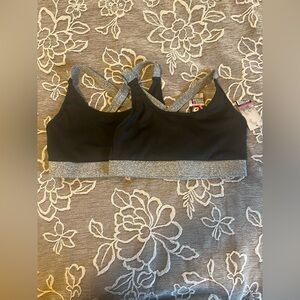 Series 8 Fitness Color Block Sports In Black And Gray  Bundle of 2 Size XL